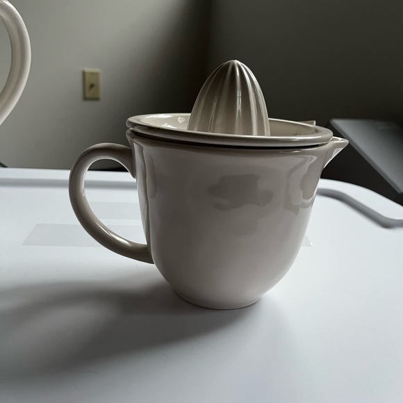 Rae Dunn “pulp” - Picture 3 of 3